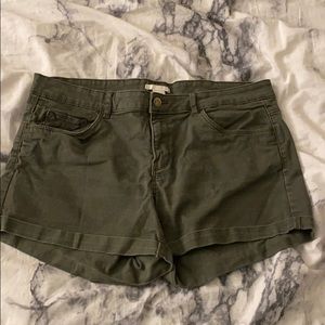 H&M Military green shorts